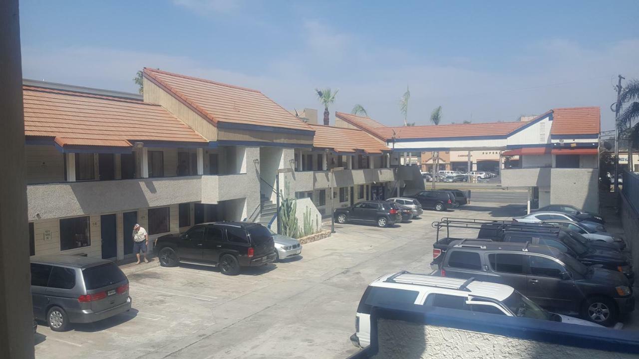 Midtown Inn Los Angeles Exterior photo